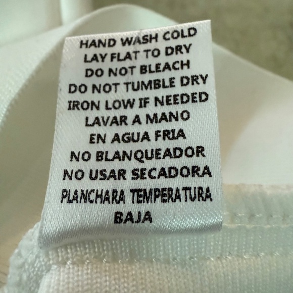 Betsy Johnson White dress with black flower, Size M, NWT - Picture 9 of 10